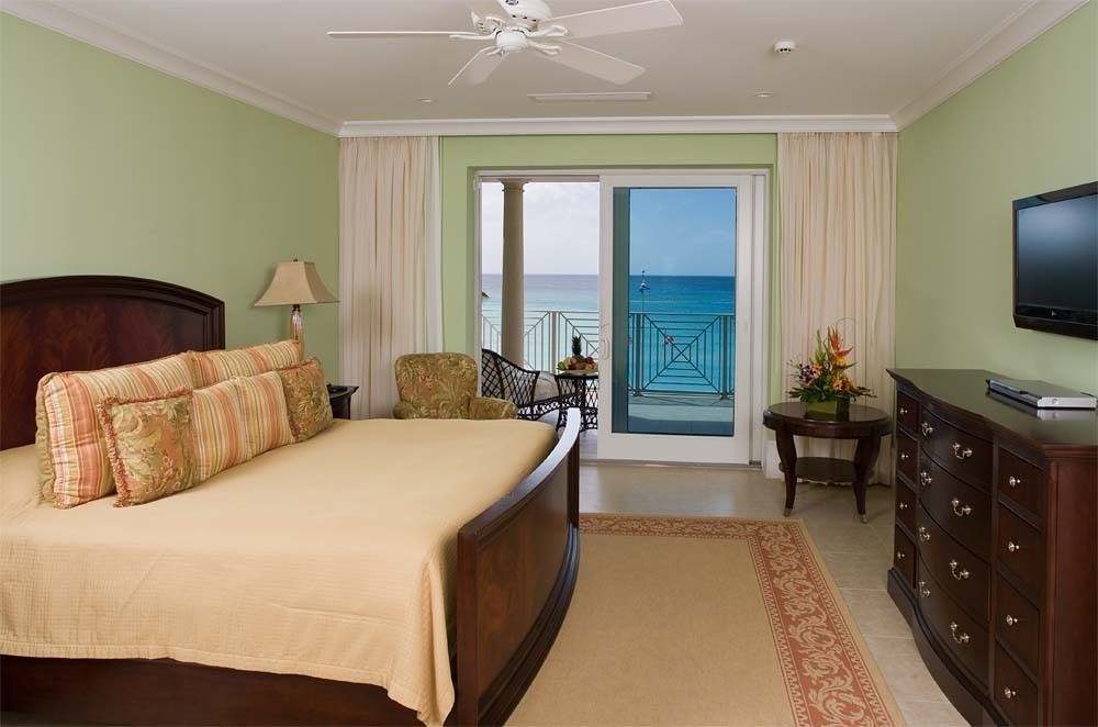 Caribbean Club Boutique Hotel, Grand Cayman Seven Mile Beach ภายนอก รูปภาพ