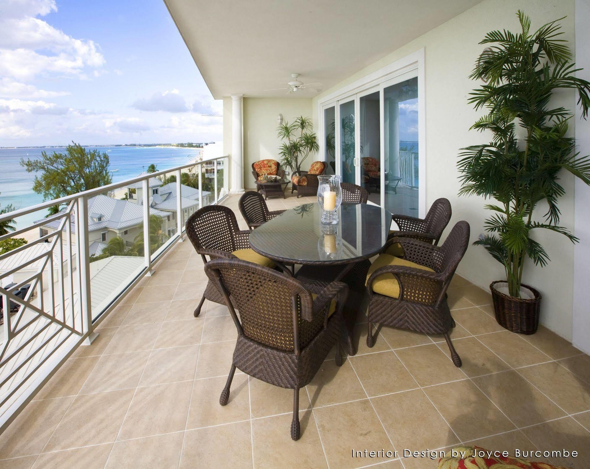 Caribbean Club Boutique Hotel, Grand Cayman Seven Mile Beach ภายนอก รูปภาพ