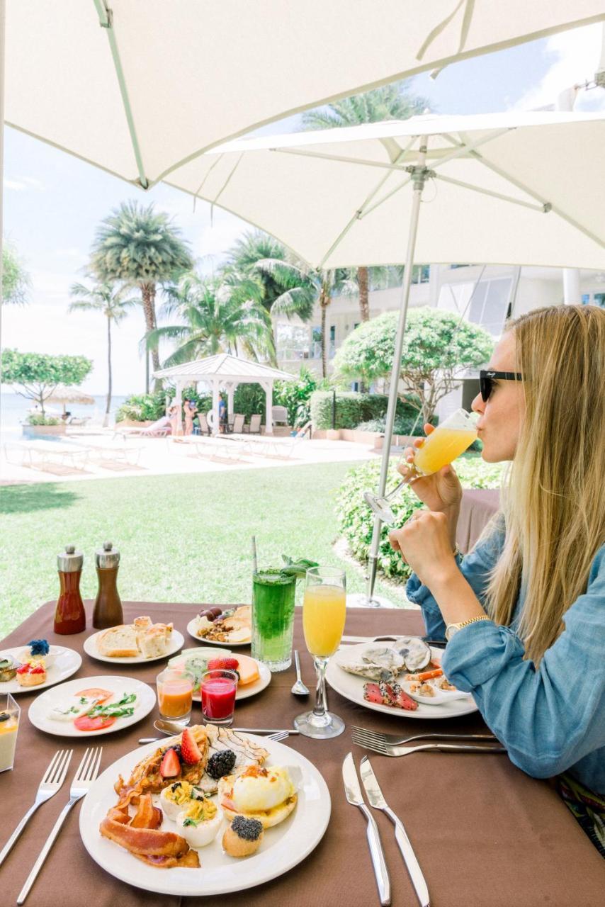 Caribbean Club Boutique Hotel, Grand Cayman Seven Mile Beach ภายนอก รูปภาพ
