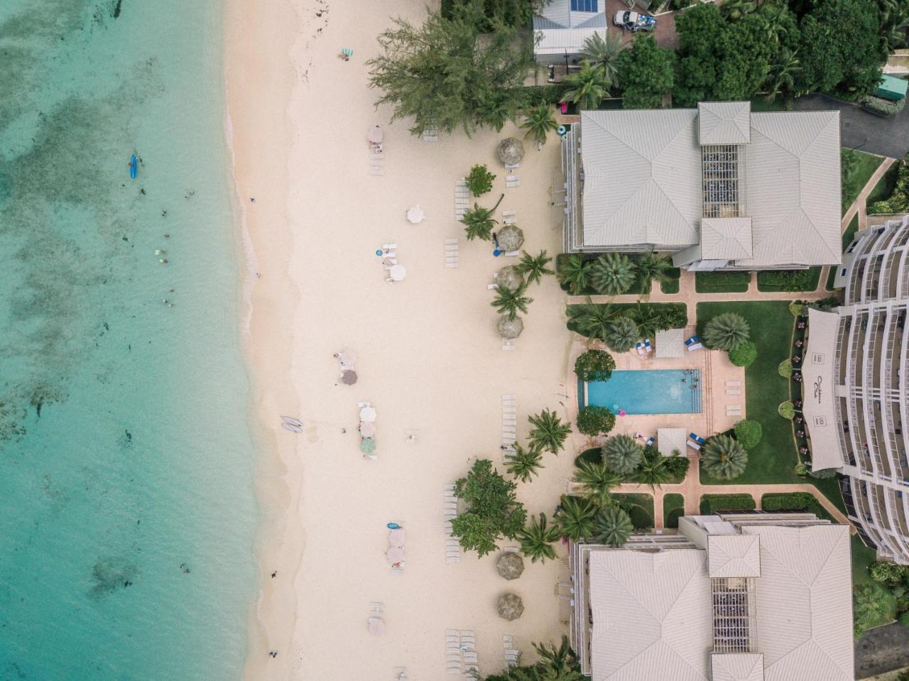 Caribbean Club Boutique Hotel, Grand Cayman Seven Mile Beach ภายนอก รูปภาพ